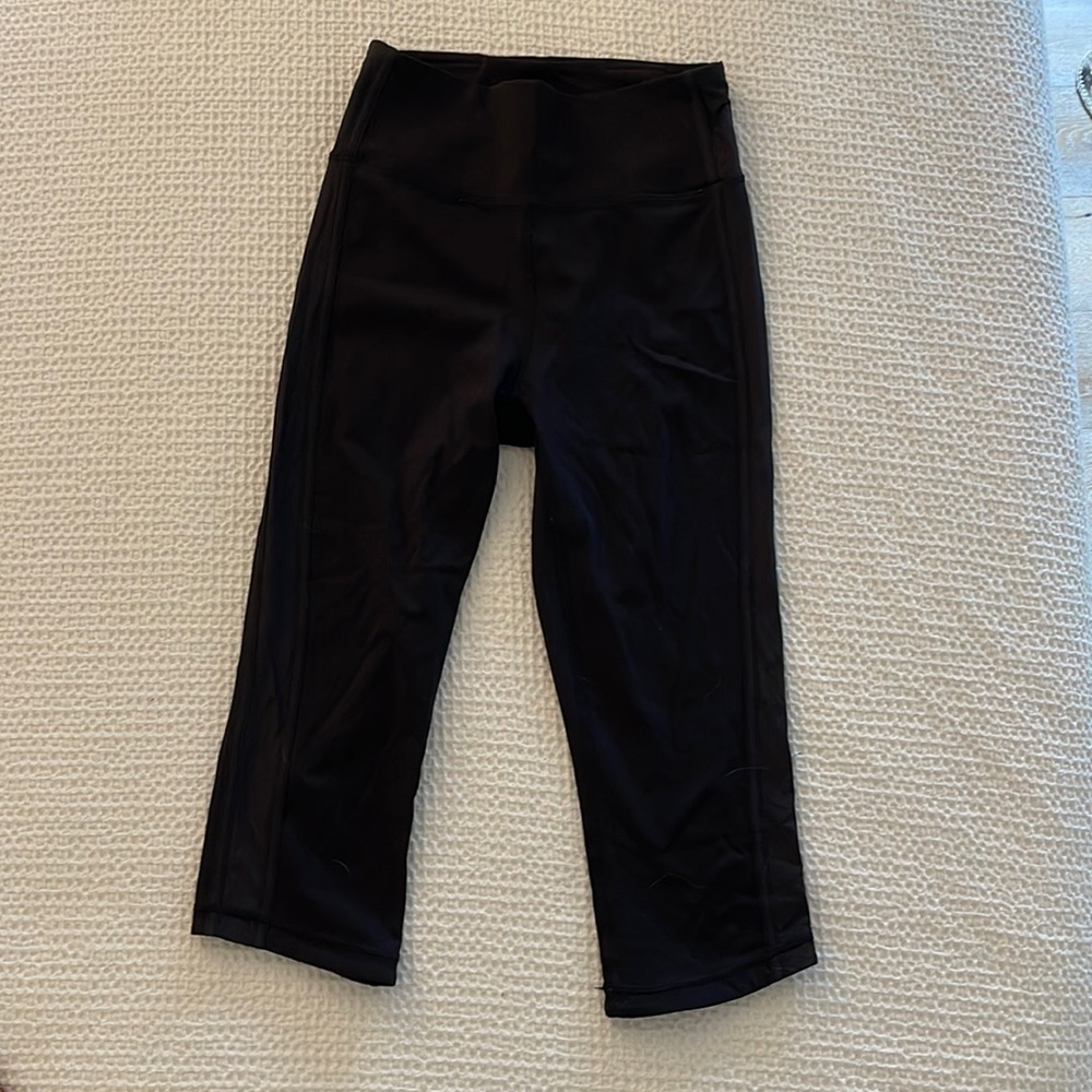 Lululemon Black Capri Leggings Sz 4